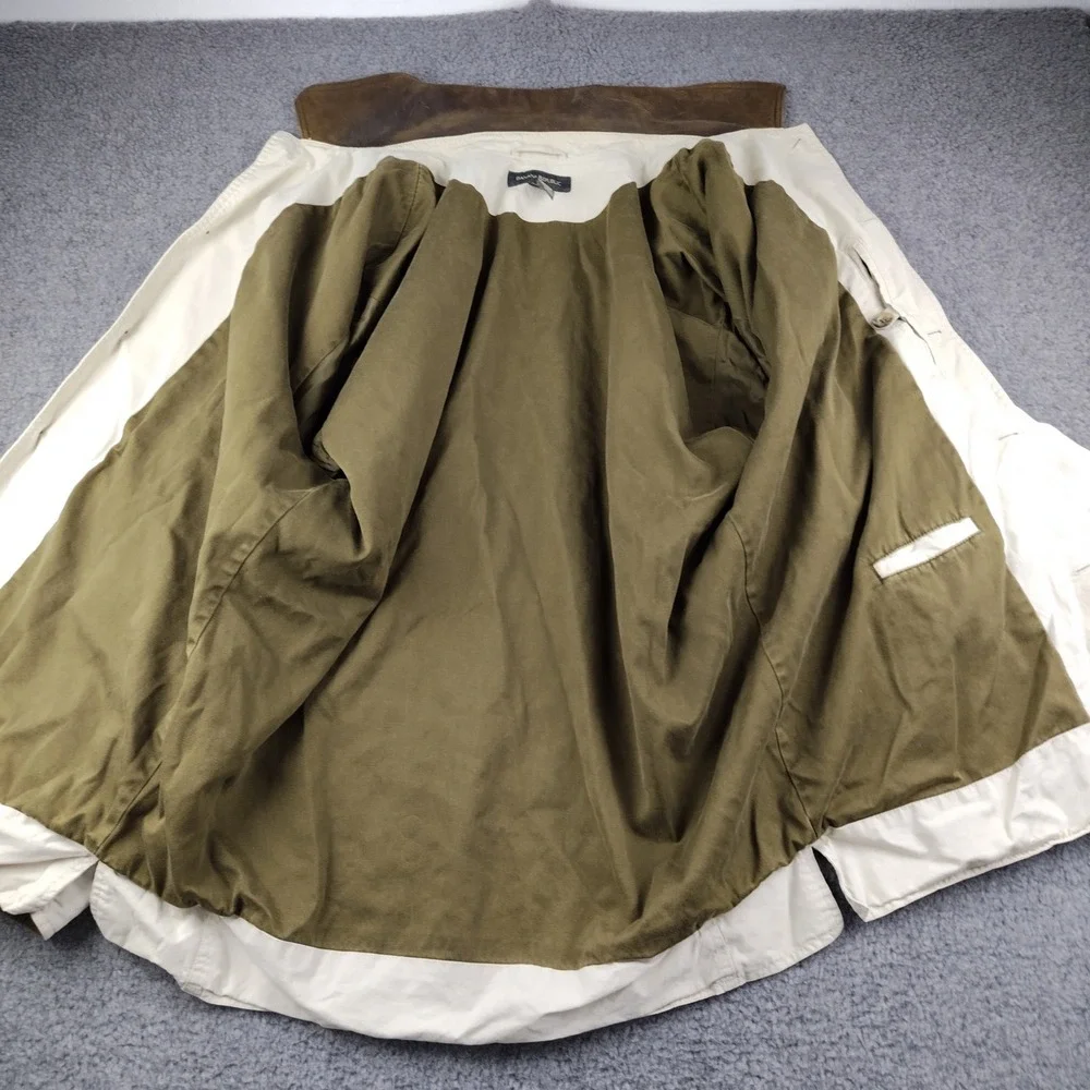 Banana Republic single button